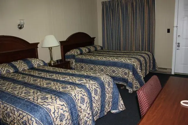 Knights Inn Owen Sound