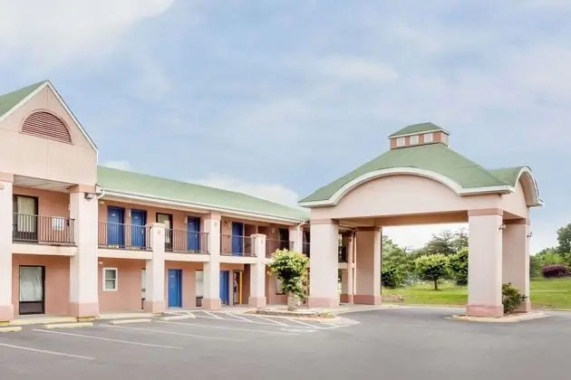 Knights Inn - Ruther Glen