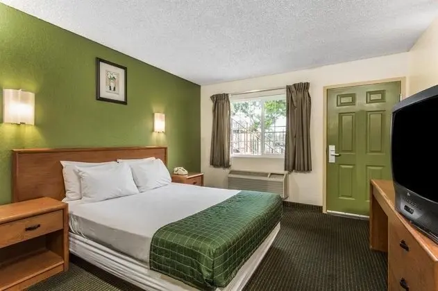 Knights Inn San Ysidro