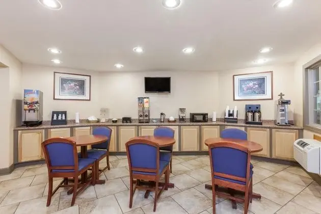 Knights Inn And Suites Searcy