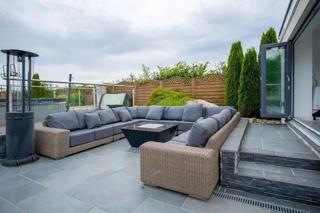 Knights Rest - 4 Bedroom - Princes Gate - Yerinde Yemek