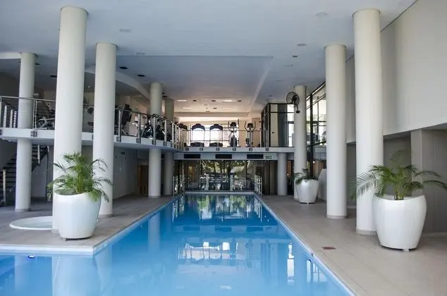 Knightsbridge Luxury Apartment - Havuz
