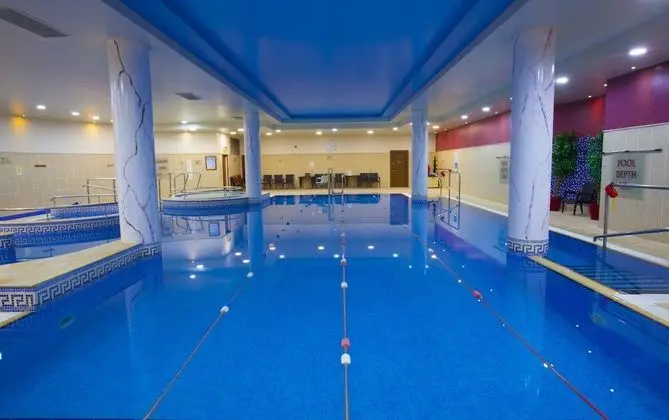 Knightsbrook Hotel Spa & Golf Resort - Havuz