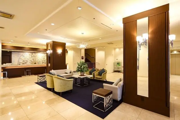 Kobe Sannomiya Tokyu REI Hotel - Lobi