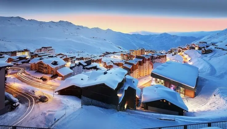 Hotel Koh-I Nor - Dış Mekan