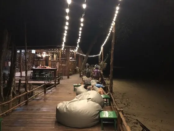 Koh Jum Ocean Beach Resort - Plaj