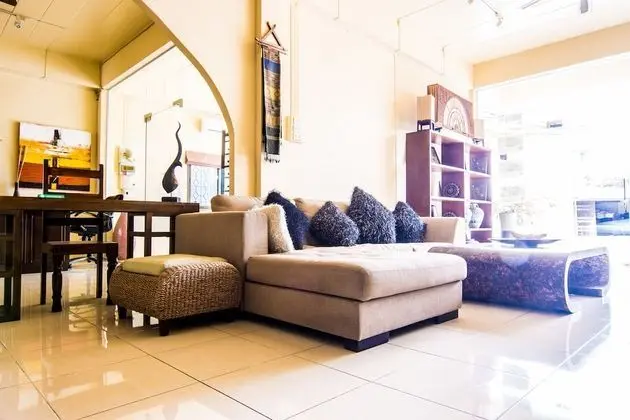 Koh Space - Adults Only - Lobi