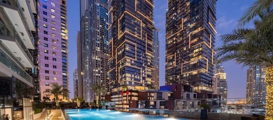 KOHH – 3BR in DAMAC Heights - Havuz