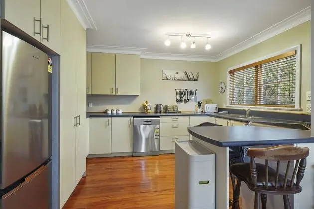 Kohi Family Home- Netflix & Gardens View - Mutfak