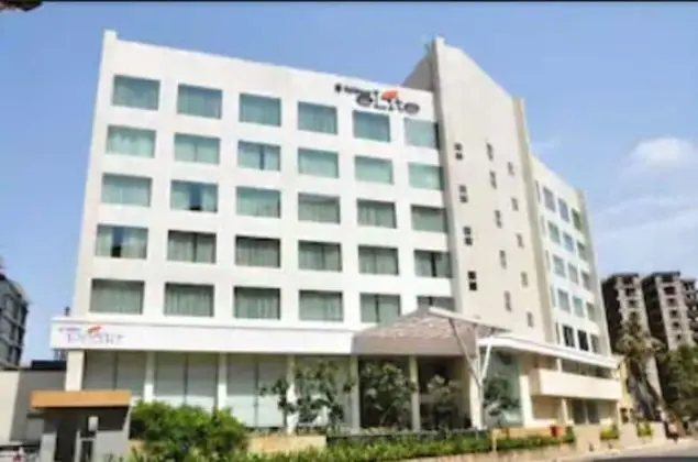 Hotel Kohinoor Elite near BKC - Dış Mekan