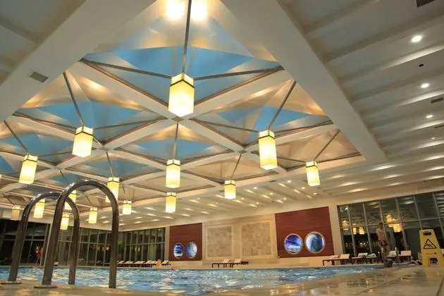 Kolin Hotel Spa & Convention Center - Havuz