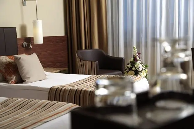 Kolin Hotel Spa & Convention Center - Oda