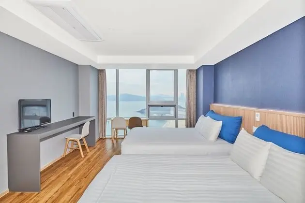 Kolon Seacloud Hotel