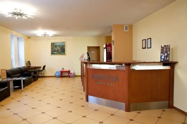 Kolonna Hotel Brigita - Lobi