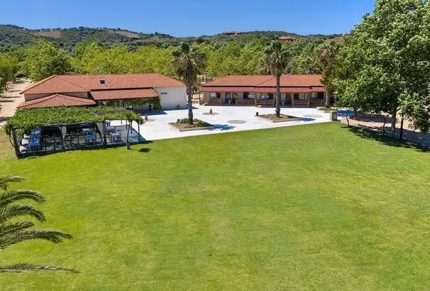Komitsa Luxury Apartments