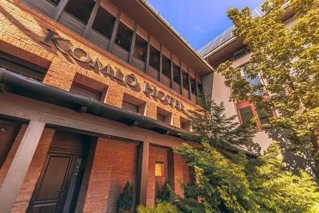 Komló Hotel Gyula - Dış Mekan
