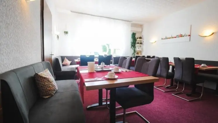 Hotel König - Yerinde Yemek
