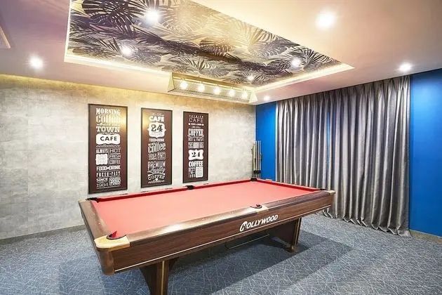 Konkuk University Boutique Nine - Oda