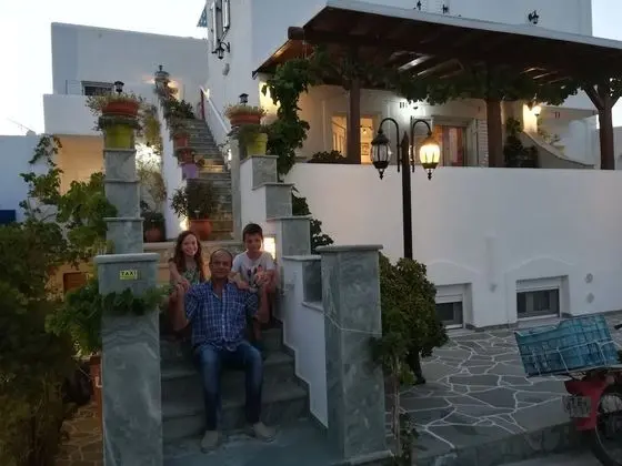 Kontaratos Studios & Apartments - Dış Mekan