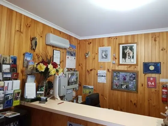 Kookaburra Motor Lodge - Lobi