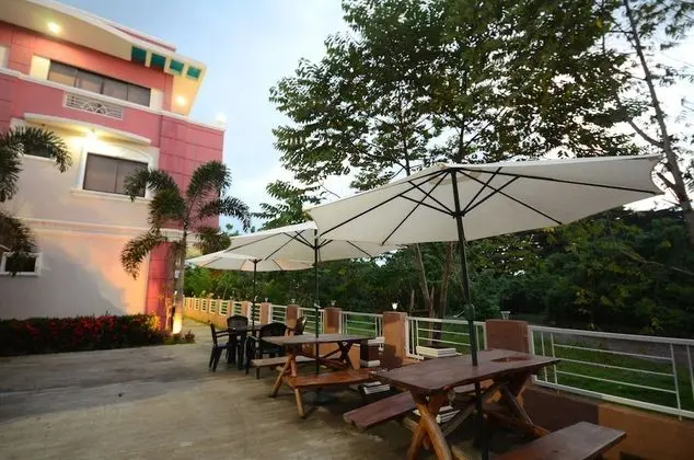 Kookaburra Travel Lodge