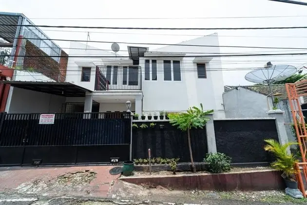 KoolKost Female Syariah near SMAK Kolese Santo Yusup