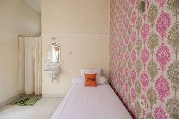 KoolKost near Hartono Mall Yogyakarta - Oda