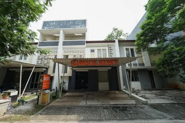 KoolKost near Universitas Prasetiya Mulya