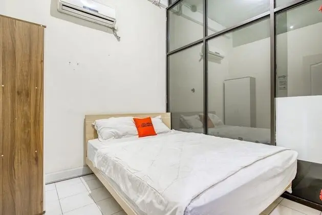 KoolKost Syariah @ Capsule Homestay Kedungdoro