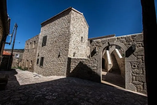 Korona Boutique Hotel - Dış Mekan