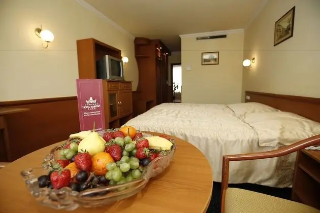 Hotel Korona Eger - Oda