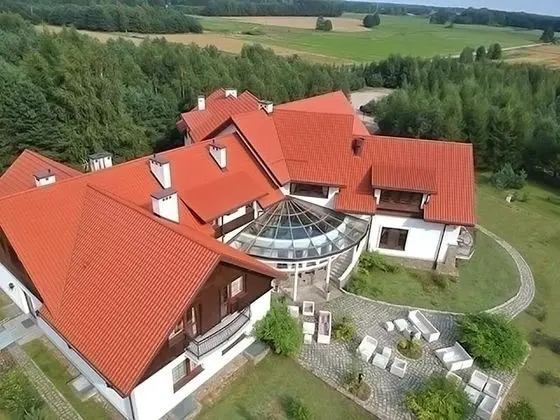 Hotel Korona Park Klewinowo - 1