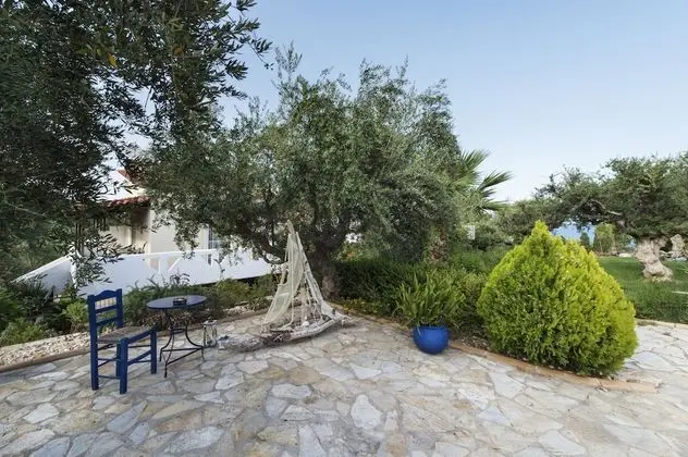 Koroni Village - Lobi