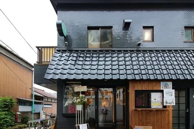 Koru Takanawa Gateway Hostel Cafe&Bar - Dış Mekan