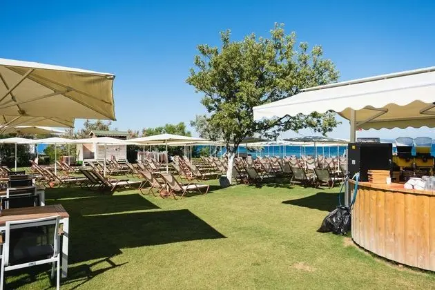 Korukçu Villaları Papazbahçe (Karadut) - Bar