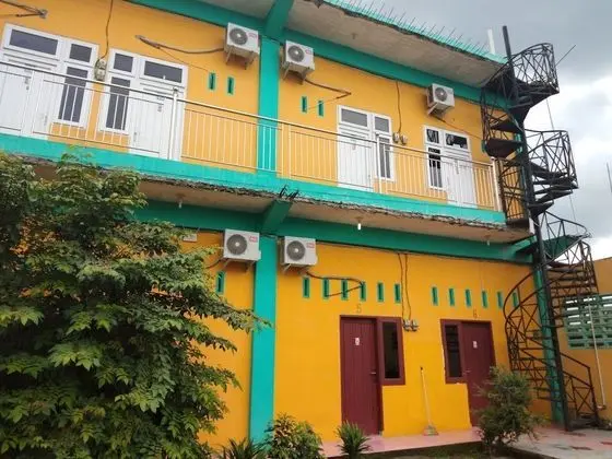 KOST 748 AT