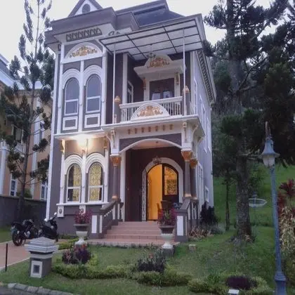 Villa Kota Bunga Dandelion