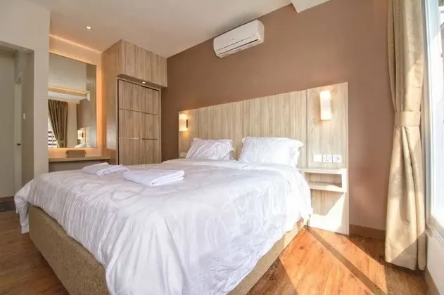 Villa Kota Bunga Puncak 4 Bedroom - Oda