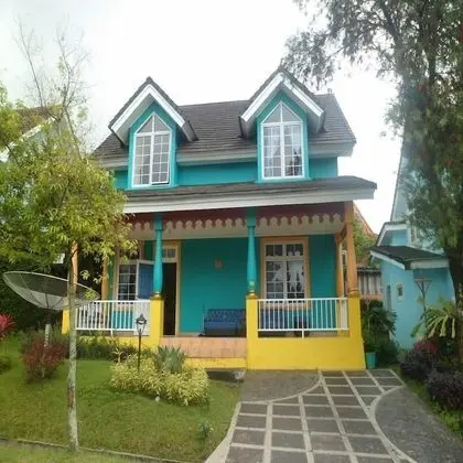 Villa Kota Bunga Violet