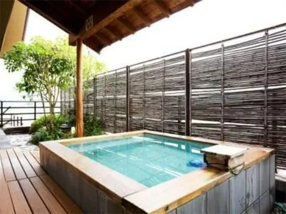Kotohira Onsen Kotosankaku - Havuz