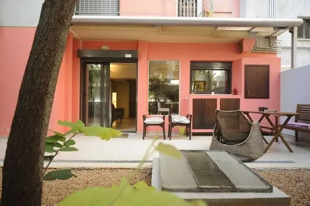 Koukaki Garden Escape Child Friendly Apartment by VillaRentalsgr - Dış Mekan
