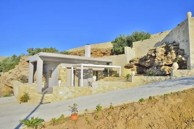 Koukis House