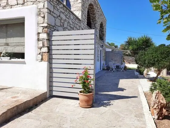 Koukounari Paros, Cottage Apartment With sea View - Dış Mekan