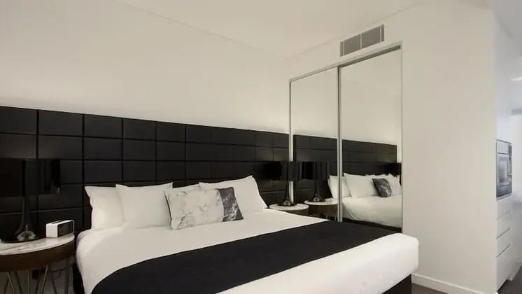 KOZYGURU Chatswood Luxury Studio - Oda