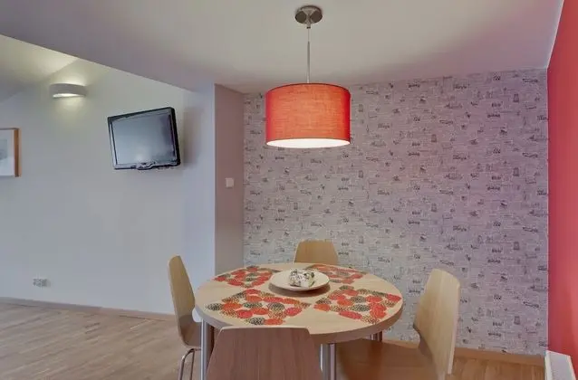 KrakowRentals-Beauty of Krakow Apartment - Oda