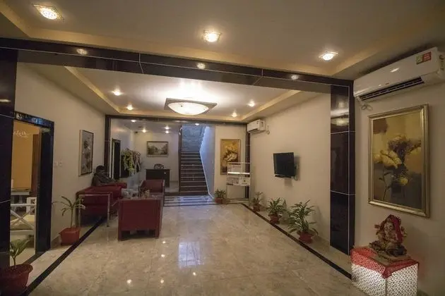 KRC Annexe Tezpur - Yerinde Yemek