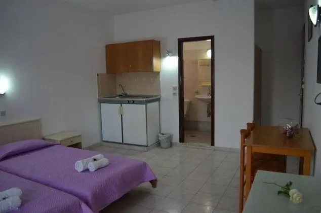 Kremasti Memories Apartments 