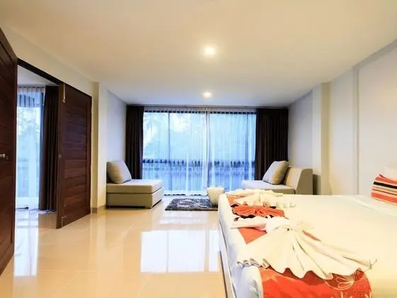 The Kris Resort Condotel at Bagtao Beach - Oda