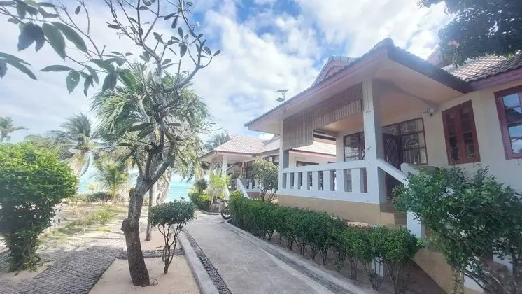 Krisada Beach Resort - Dış Mekan