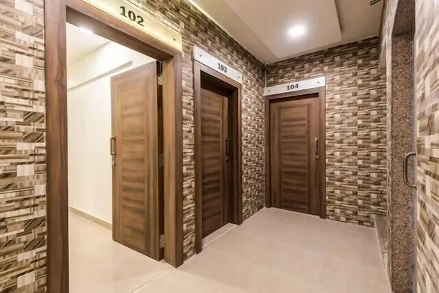 Krishna Avtar Services Apartment - İç Mekan